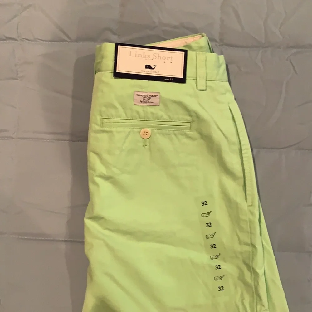 Vineyard vines links short, NWT - Picture 2 of 3